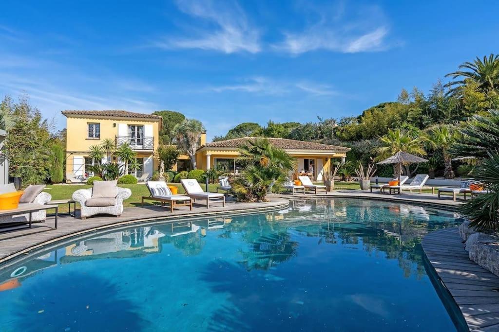 Grande Villa St-Tropez Area Avec Piscine Chauffee Gassin Εξωτερικό φωτογραφία